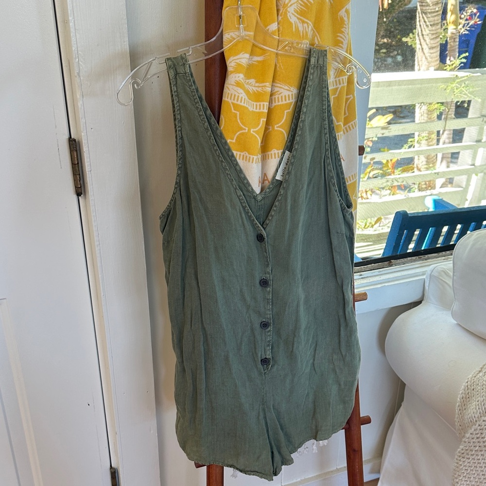 Bella Dahl Olive Sleeveless Button-Down Romper